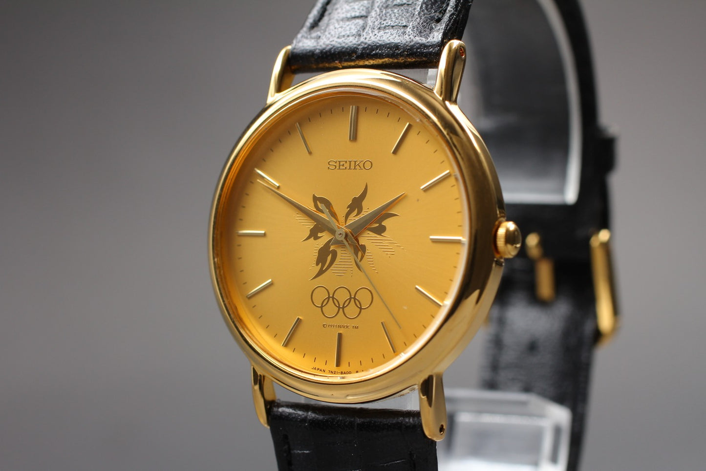 MINT / SEIKO 7N21-8A00 Nagano1990 Olympic Round Gold Quartz Mens Watch  Japan