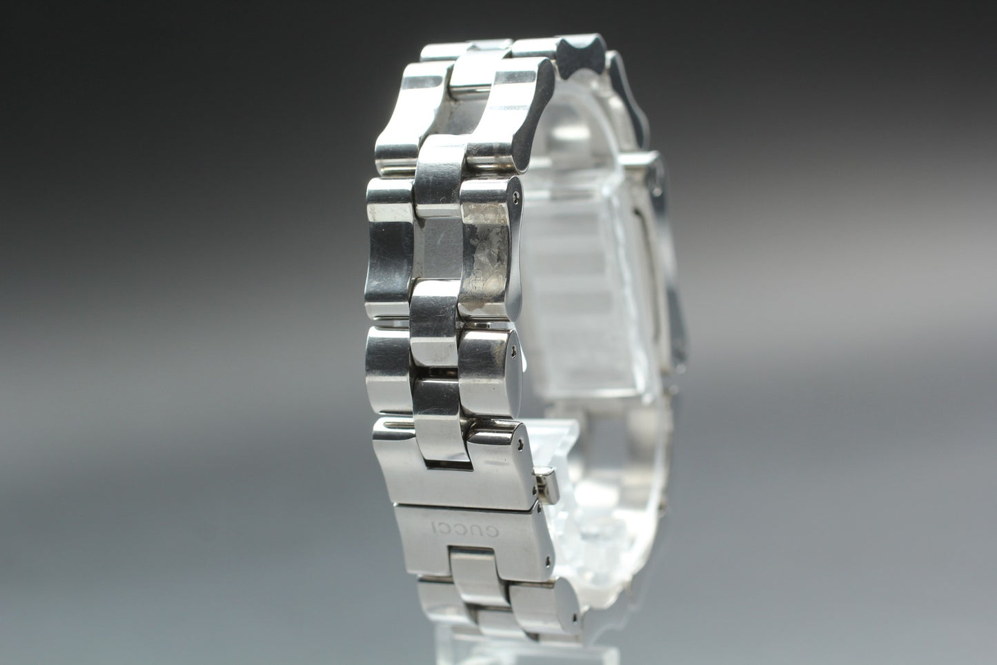 Near MINT / GUCCI 2305L Black Square Silver 17mm Quartz Ladies Watch From JAPAN