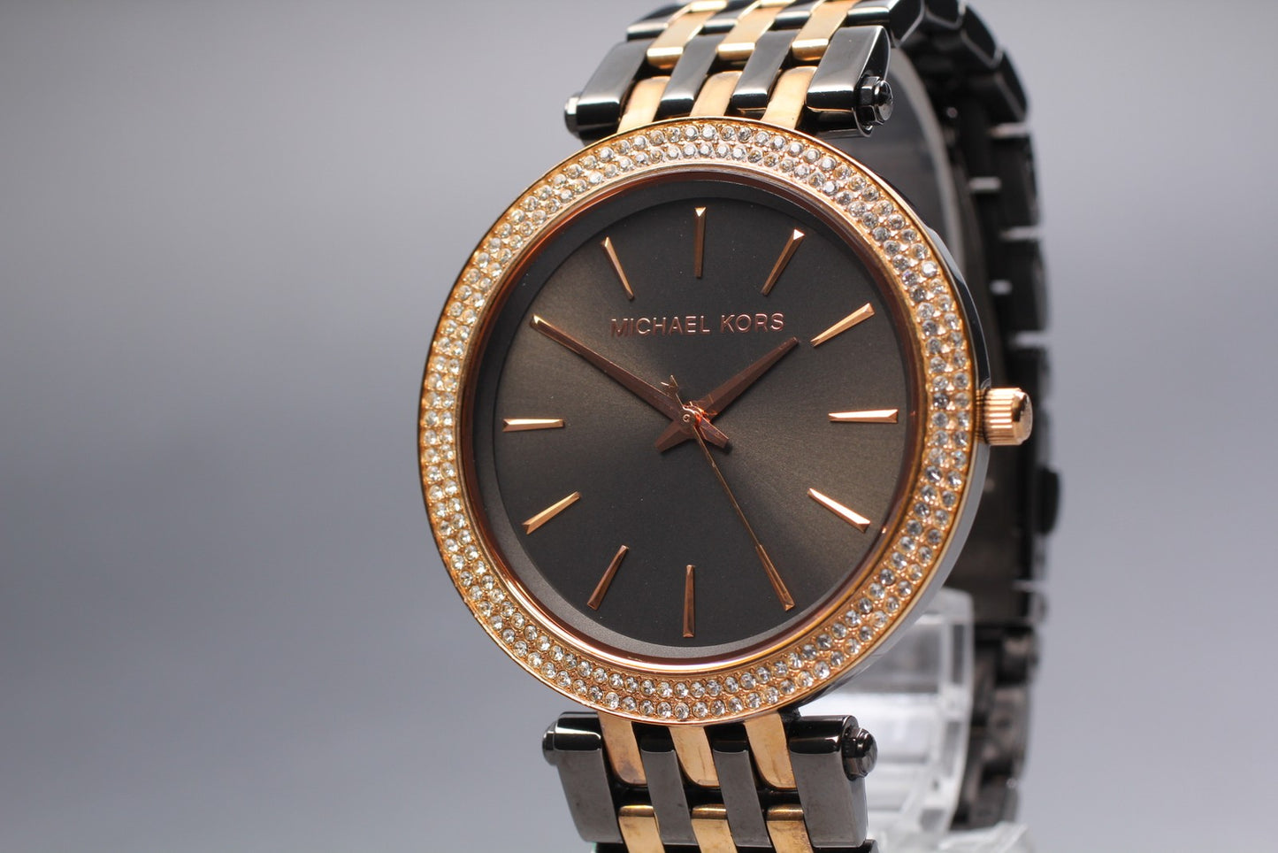 N MINT / Michael Kors MK-3584 Two Tone 33mm Crystals Bezel Women's Watch JAPAN