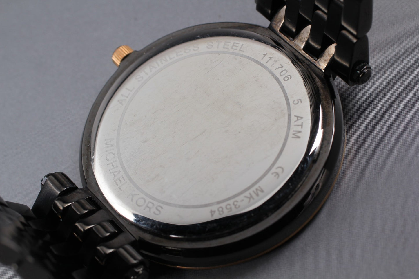 N MINT / Michael Kors MK-3584 Two Tone 33mm Crystals Bezel Women's Watch JAPAN