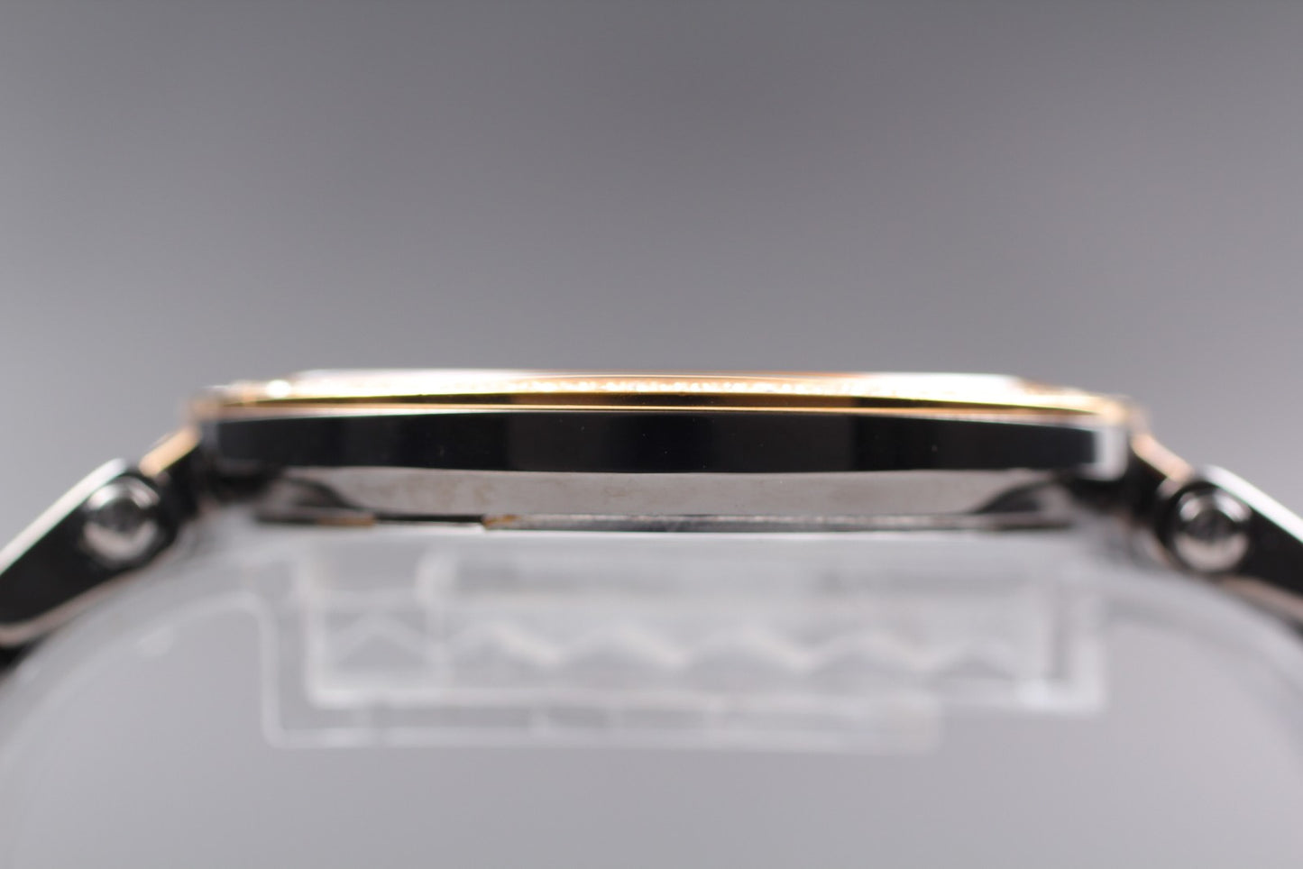 N MINT / Michael Kors MK-3584 Two Tone 33mm Crystals Bezel Women's Watch JAPAN