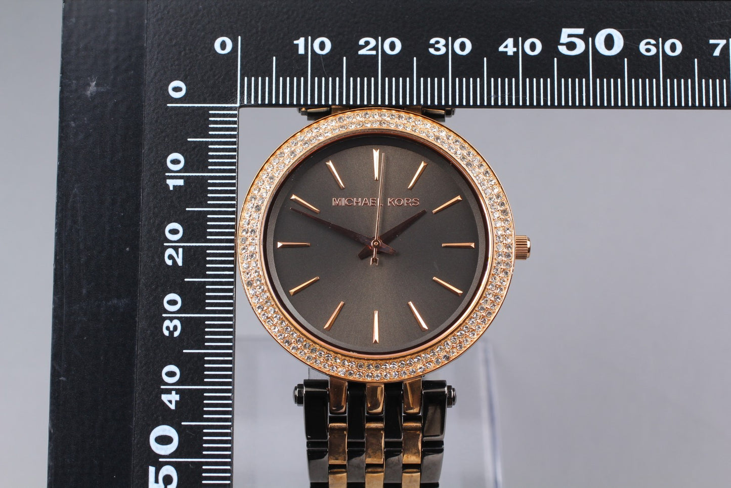 N MINT / Michael Kors MK-3584 Two Tone 33mm Crystals Bezel Women's Watch JAPAN