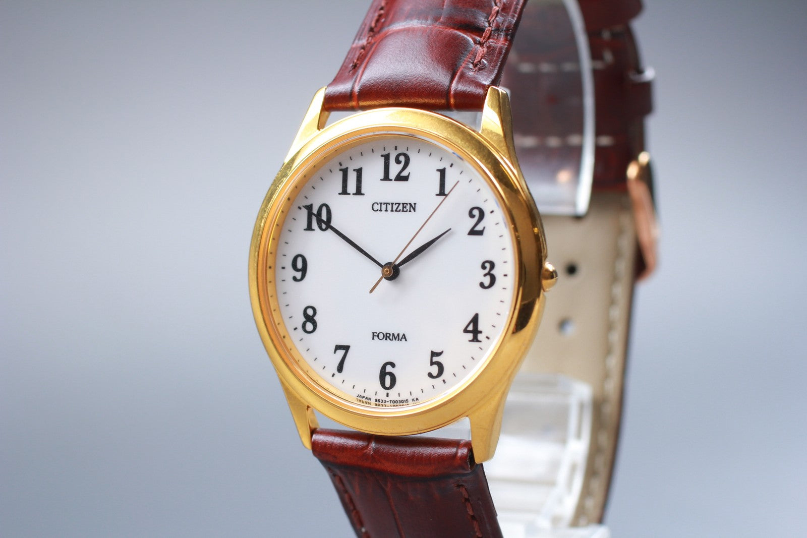 Second Hands | Vtg.1995 [N MINT] CITIZEN FORMA 9633-T001769 33mm Quartz Men's Watch From JAPAN La.riberta From Japan