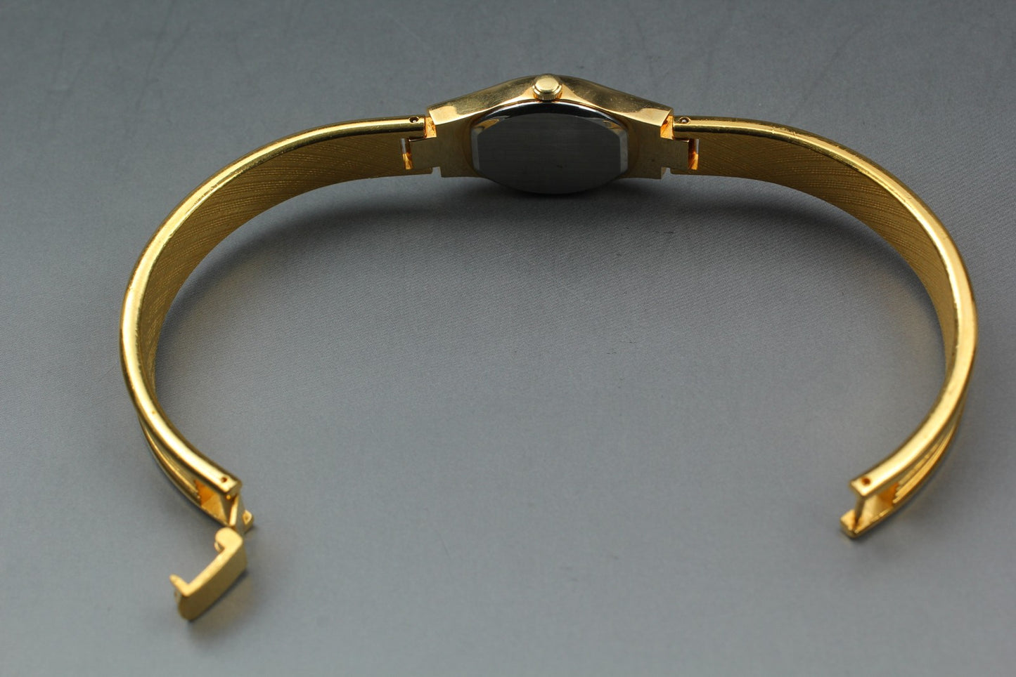 SEIKO Second Hands | Vyg.1988 [N MINT] SEIKO ALBA V232-7040 17mm Bracelet Quartz Ladies Watch JAPAN La.riberta From Japan