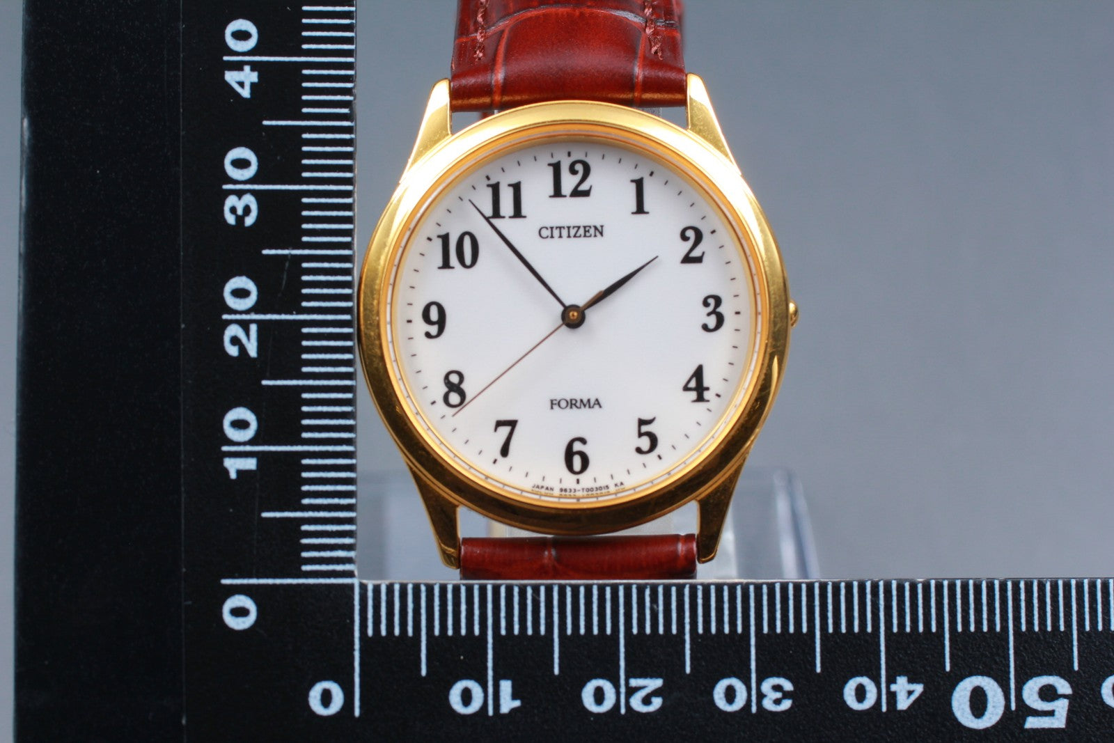 Second Hands | Vtg.1995 [N MINT] CITIZEN FORMA 9633-T001769 33mm Quartz Men's Watch From JAPAN La.riberta From Japan