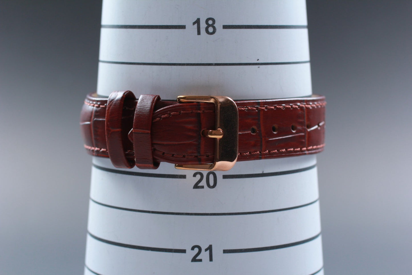 Second Hands | Vtg.1995 [N MINT] CITIZEN FORMA 9633-T001769 33mm Quartz Men's Watch From JAPAN La.riberta From Japan