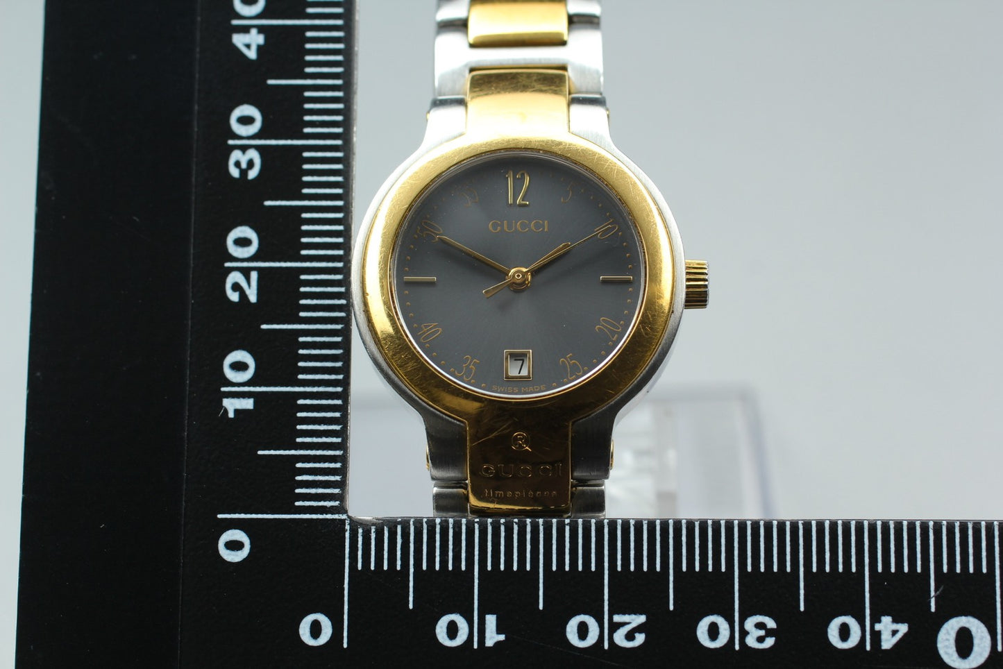 N MINT / New Batt / GUCCI 8900L Two tone 26mm Bracelet Quartz Ladies Watch JAPAN