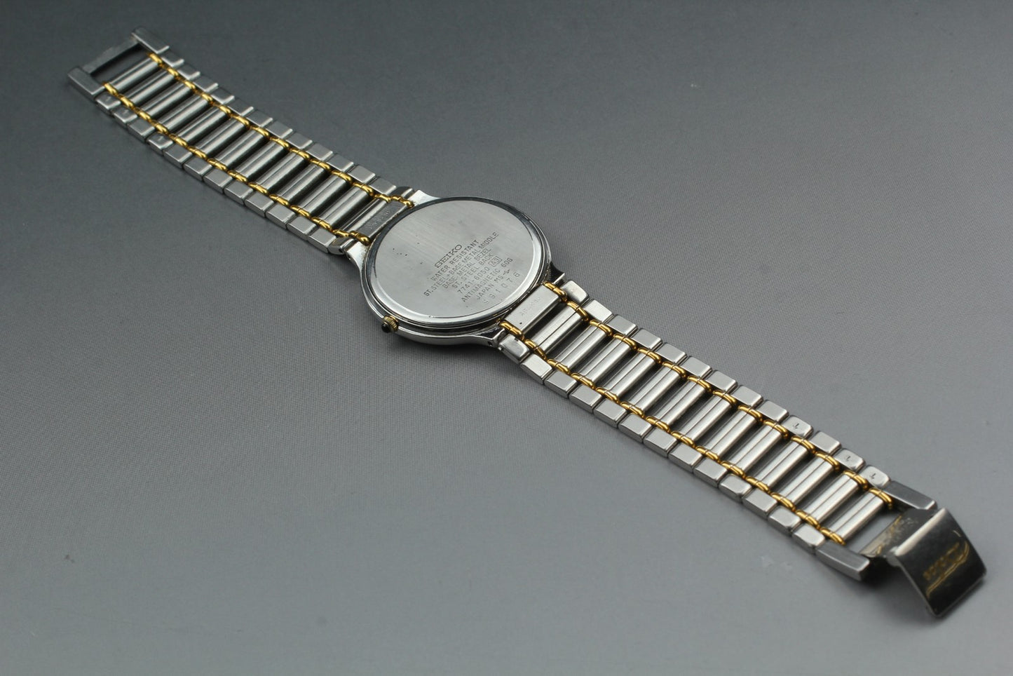 Near MINT / SEIKO Dolce 7741-6050 Two-Tone 32mm Bracelet Quartz Mens Watch JAPAN