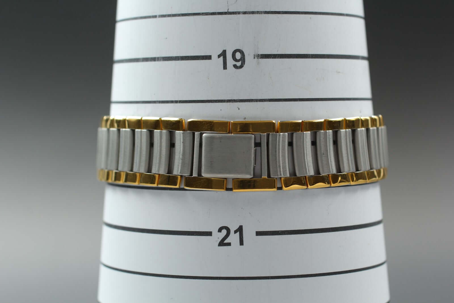 SEIKO Second Hands | Vin.1994 [Near MINT] SEIKO AVENUE 7N01-6F50 Quartz Bracelet Men's Watch JAPAN La.riberta From Japan