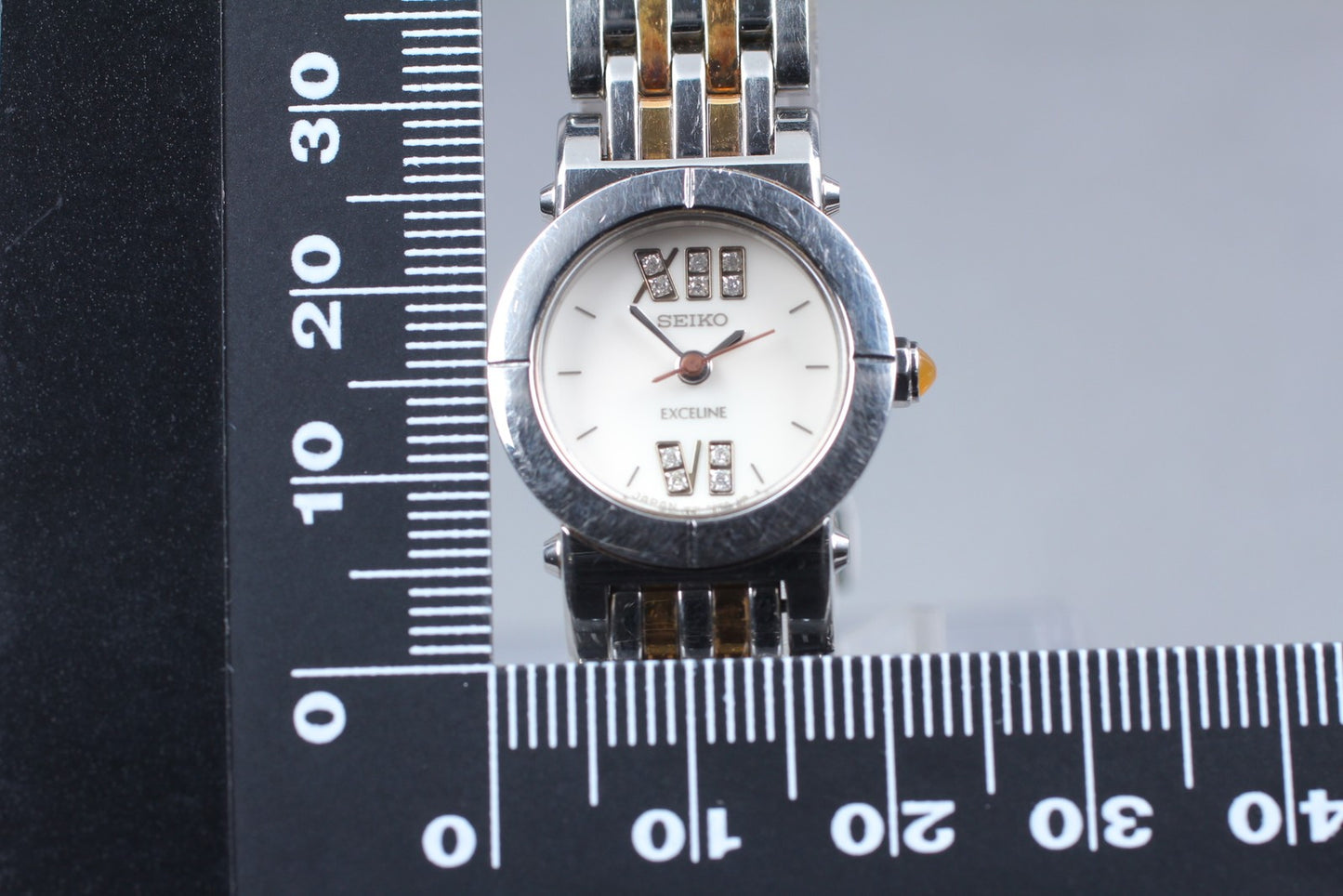 Vtg.1985 [N MINT] SEIKO EXCELINE 1F21-0AT0 Bracelet Quartz Ladies Watch JAPAN