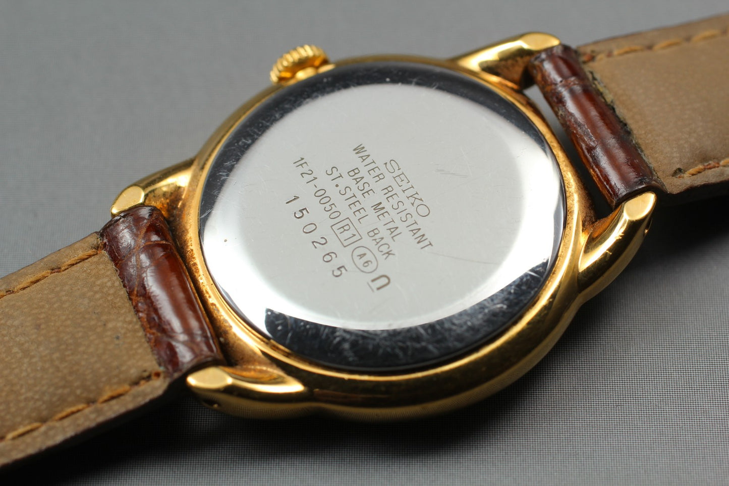 Vin.1990 [N MINT] SEIKO 1F21-0050 19mm Bracelet Gold Quartz Ladies Watch JAPAN