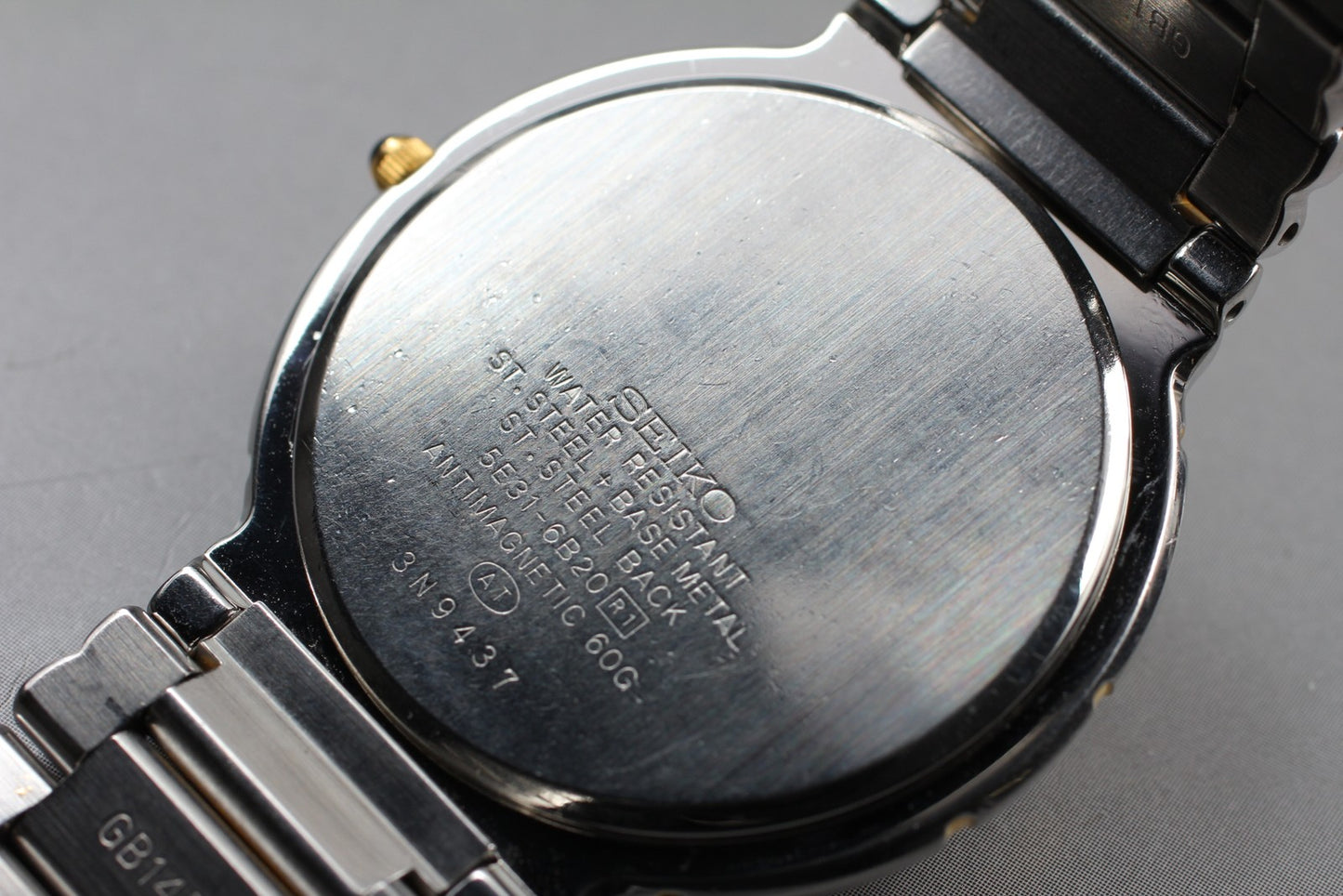 vintage 1999[Near MINT]SEIKO Dolce 5E31-6B20 Shell Silver  QZ Mens Watch From JP