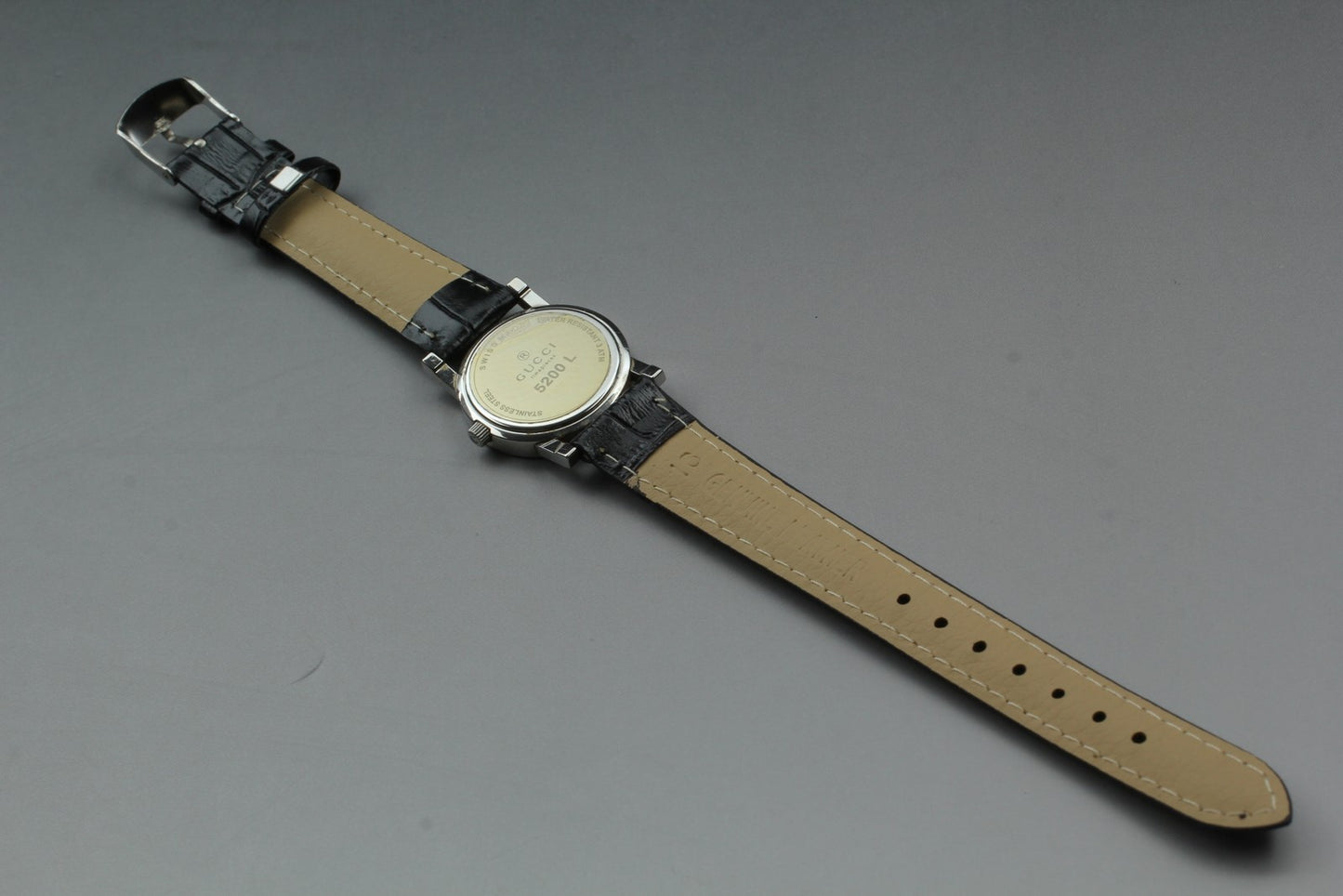 Vtg.[N MINT] GUCCI 5200L Black Silver Round Roman Quartz Ladies Watch From JAPAN