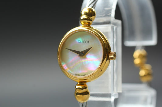 New Batt [Near MINT]  Gucci 2700.2.L Shell Dial Bangle Quartz Ladies Watch JAPAN