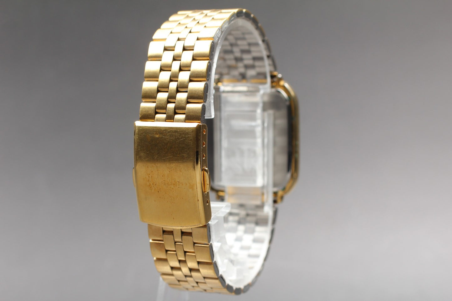 Vtg. 1980s [Exc+5 / New Batt] ] RADO 121.9543.2 Quartz Men's Men's Watch JAPAN