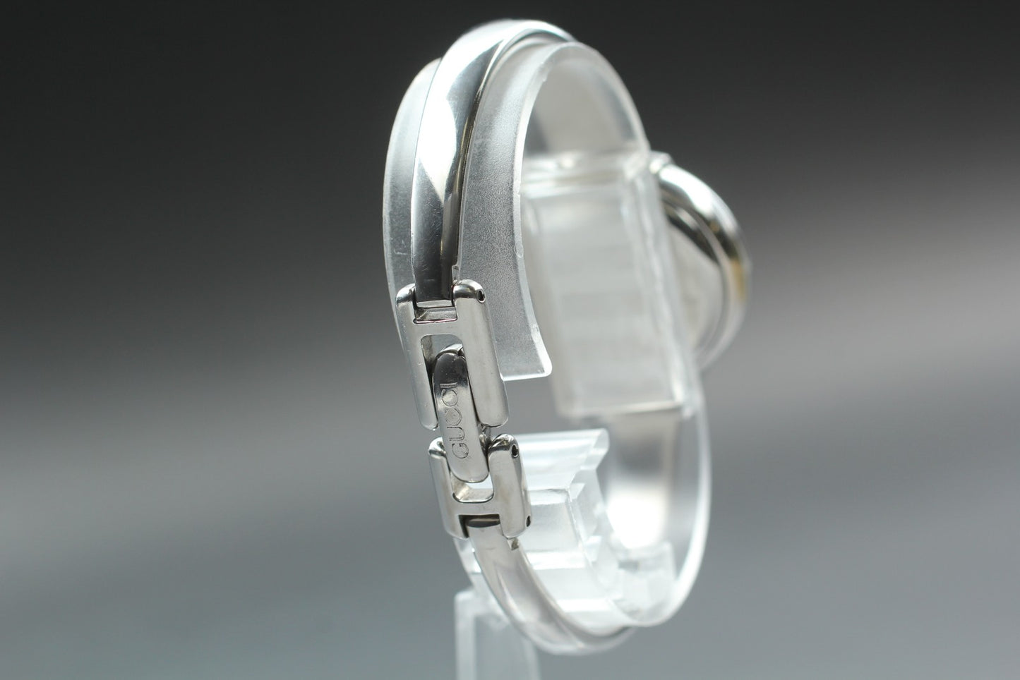 N MINT / New Batt / Vintage Gucci 1400L 25mm Black Silver Quartz Women's JAPAN
