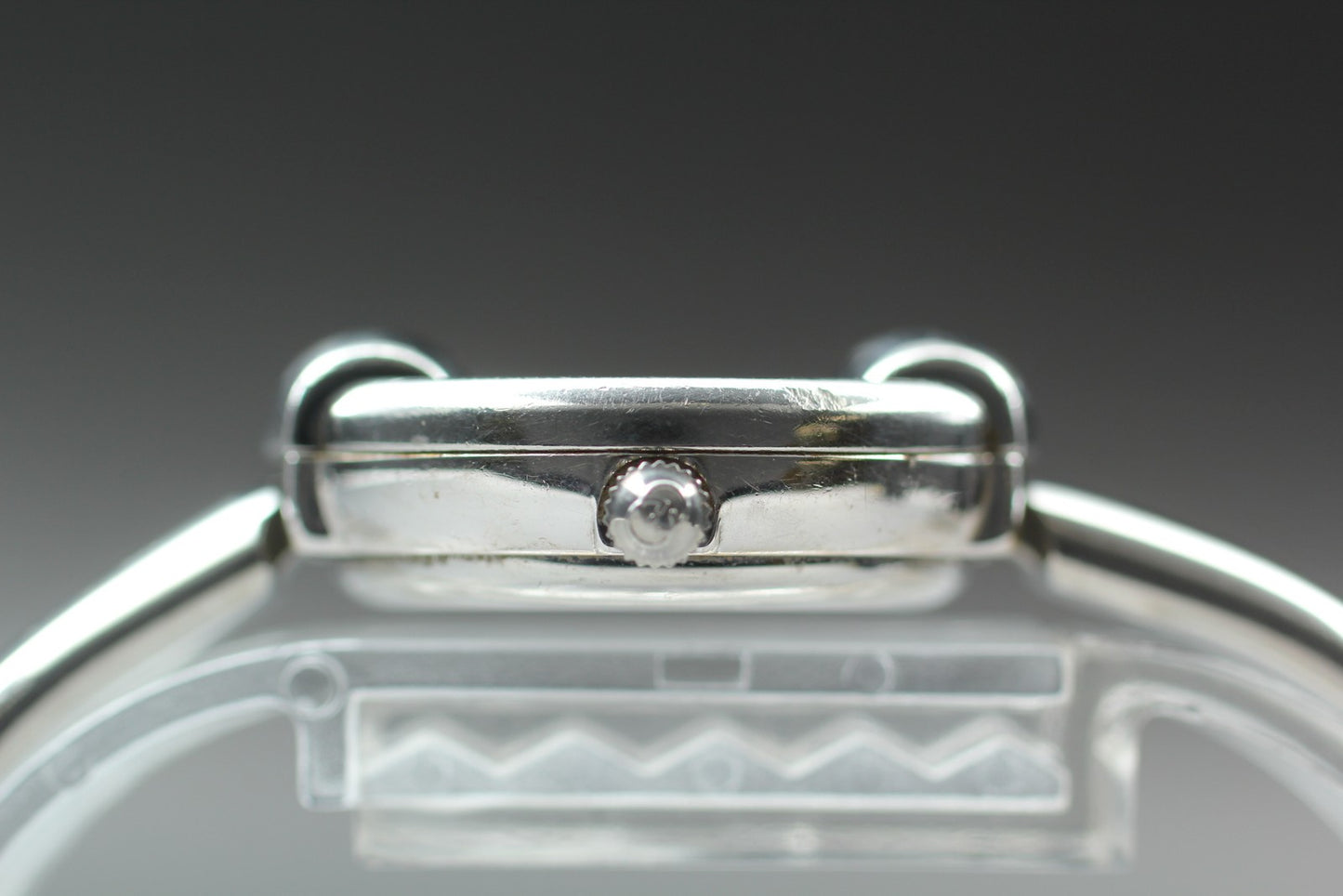 N MINT / New Batt / Vintage Gucci 1400L 25mm Black Silver Quartz Women's JAPAN