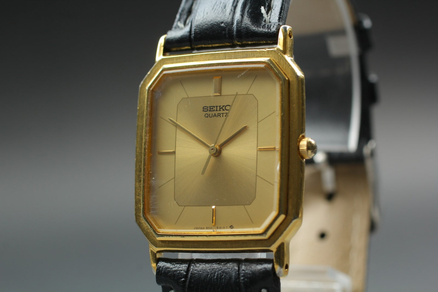 Vintage 1985 [Exc+5] Seiko Chariot 9021-5250 26mm Tank Gold Qz Men's Watch JAPAN
