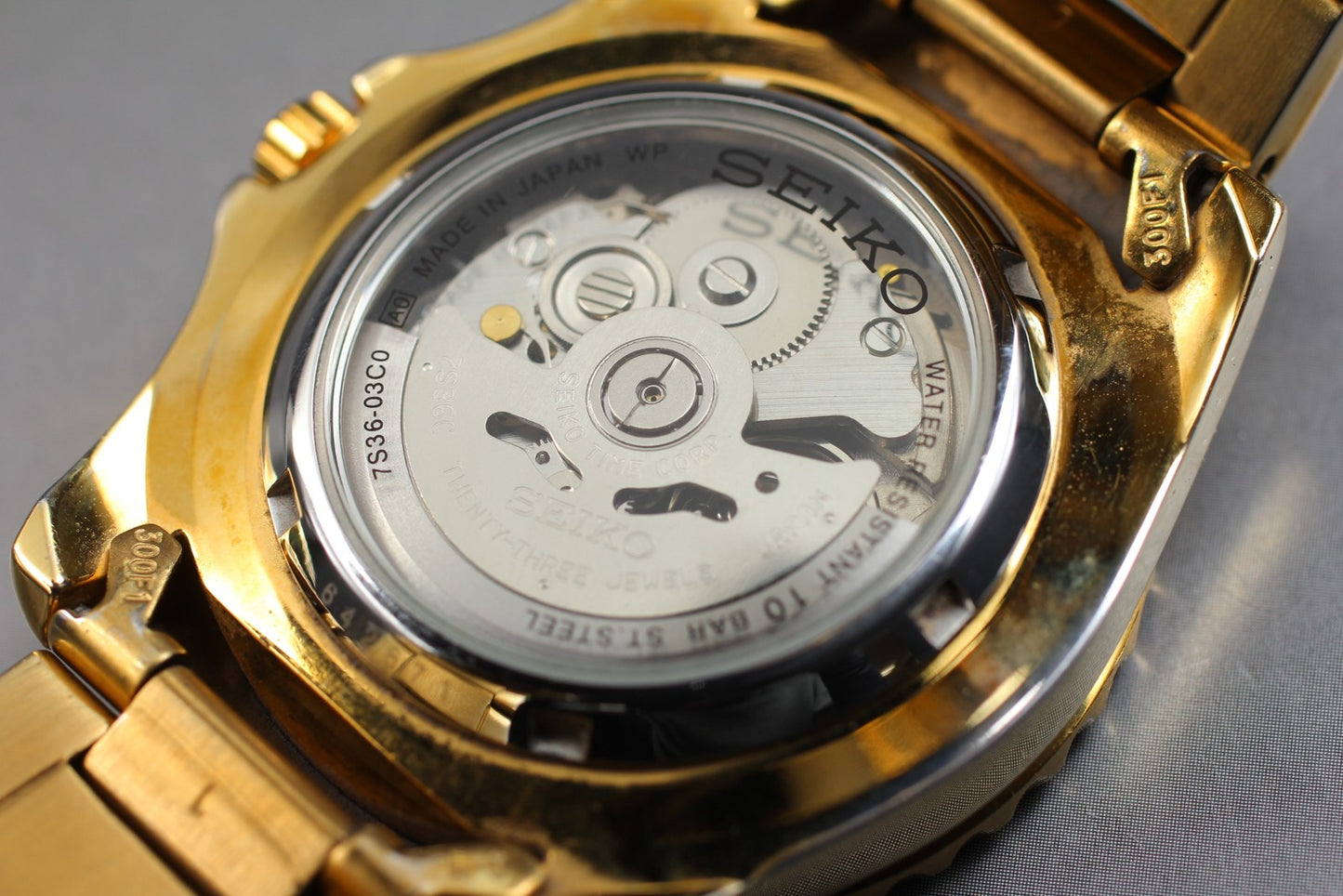 Near MINT w/ Box Seiko 5 Sports 7S36-03C0 Automatic Day/Date Gold Men's Watch