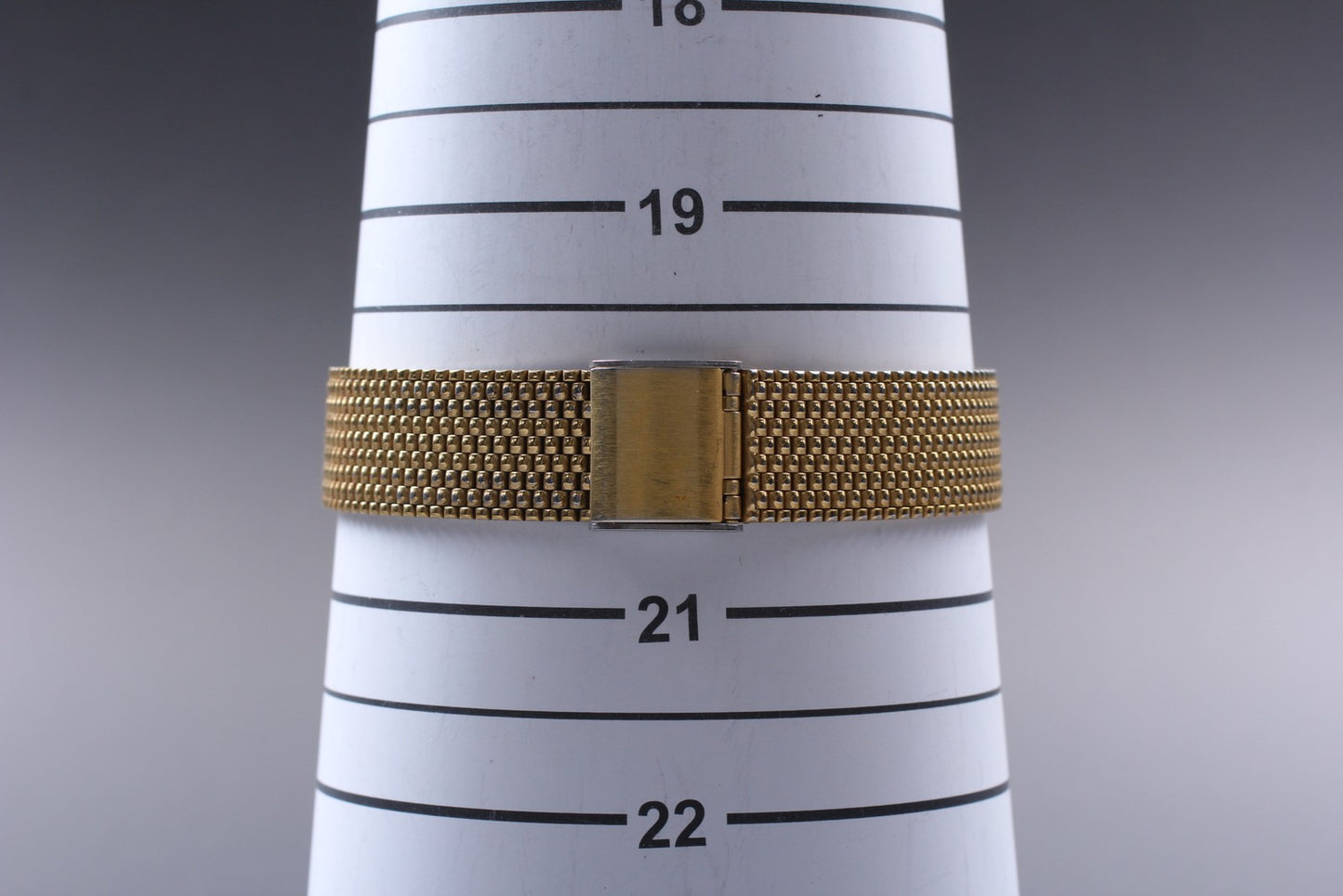 vintage 1982 SEIKO Dolce 7731-5240 Gold Silver Quartz Mens Watch From JAPAN