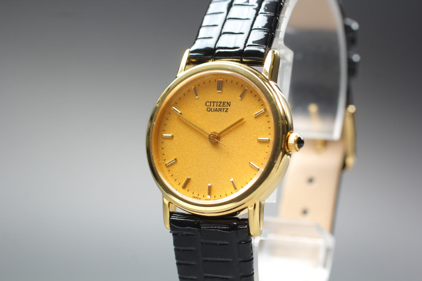 Vtg.1995 [N MINT] CITIZEN 4634-E68796 Round 25mm Gold Quartz Ladies Watch JAPAN