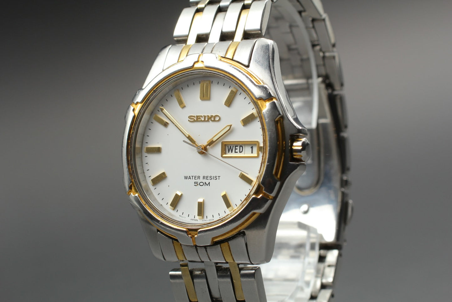 Vtg.1991 [N MINT] SEIKO V743-8B29 37.5mm Day/Date Quartz Men's Watch From JAPAN