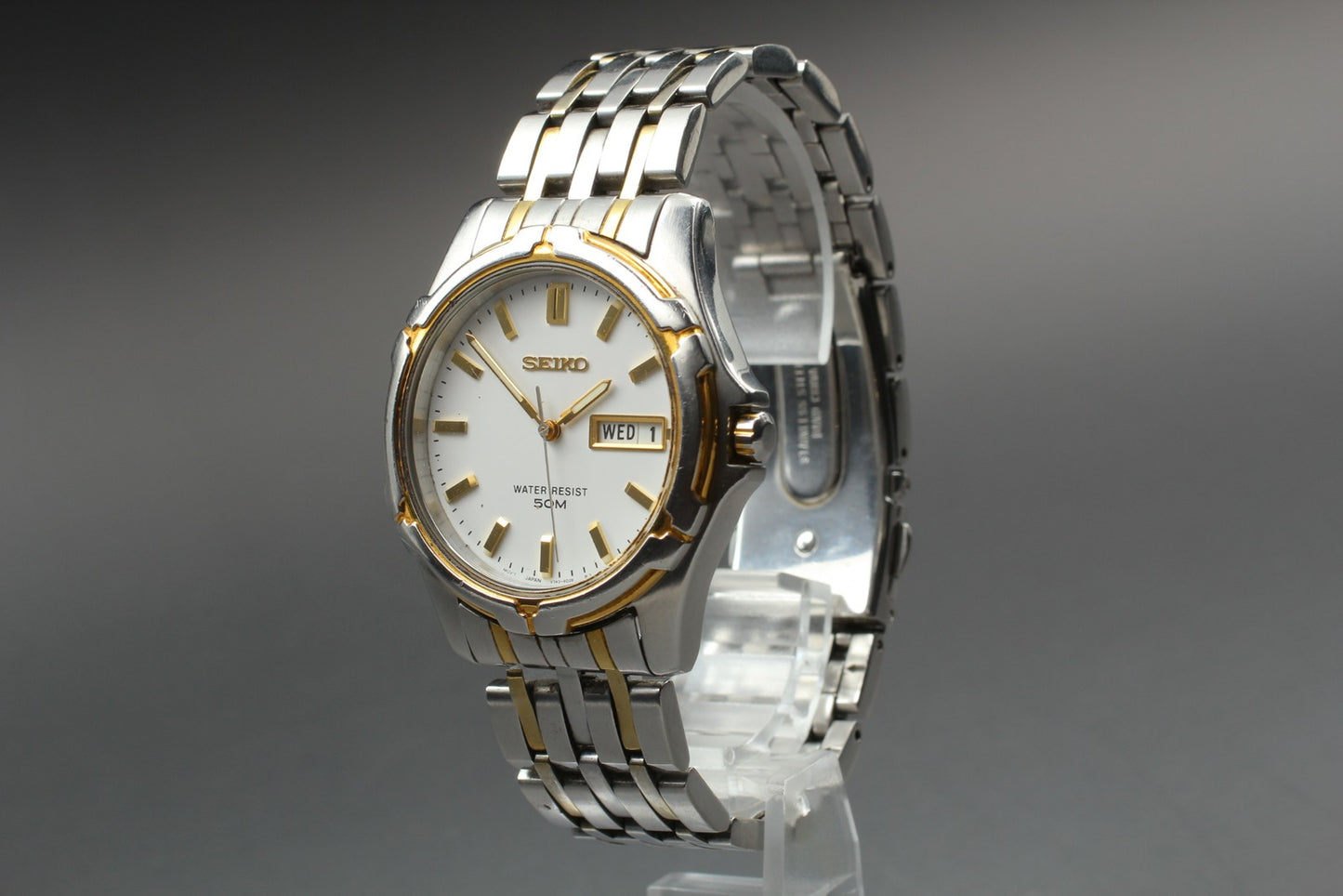 Vtg.1991 [N MINT] SEIKO V743-8B29 37.5mm Day/Date Quartz Men's Watch From JAPAN