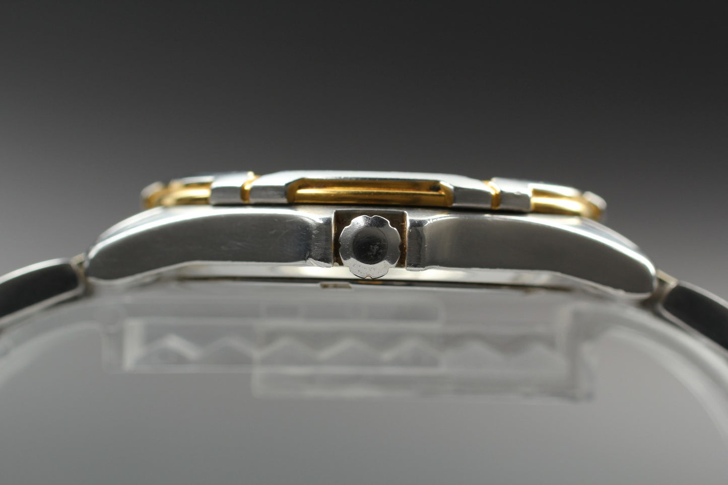Vtg.1991 [N MINT] SEIKO V743-8B29 37.5mm Day/Date Quartz Men's Watch From JAPAN