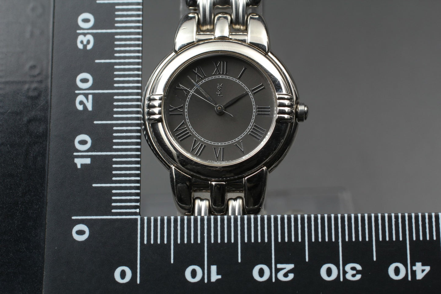 Vtg.1985 [N MINT] Yves Saint Laurent 5431-F45979 Roman Quartz Ladies Watch JAPAN