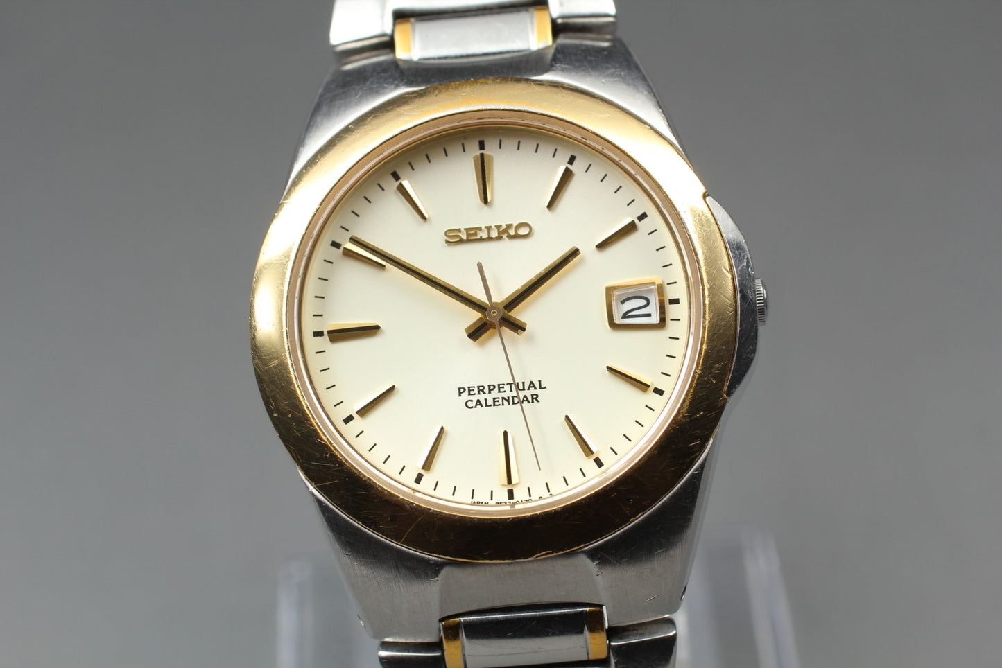 Vtg[N MINT] New Batt SEIKO Perpetual Calendar 8F32-0130 Quartz Men's Watch JAPAN