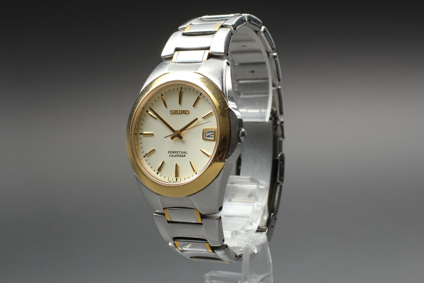 Vtg[N MINT] New Batt SEIKO Perpetual Calendar 8F32-0130 Quartz Men's Watch JAPAN