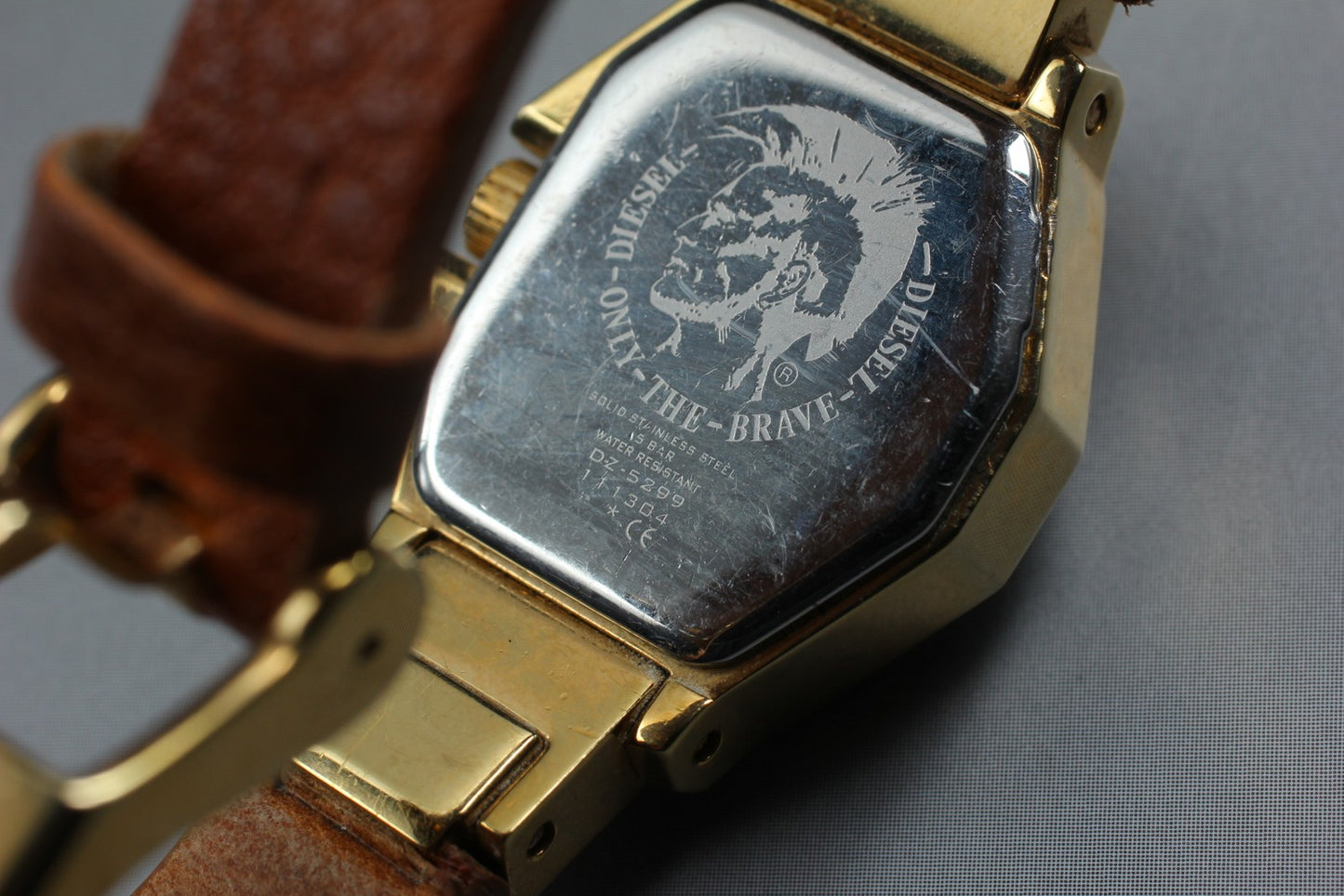 Vtg [Exc+5] DIESEL DZ-5299 Gold Quartz Ladies Watch From JAPAN