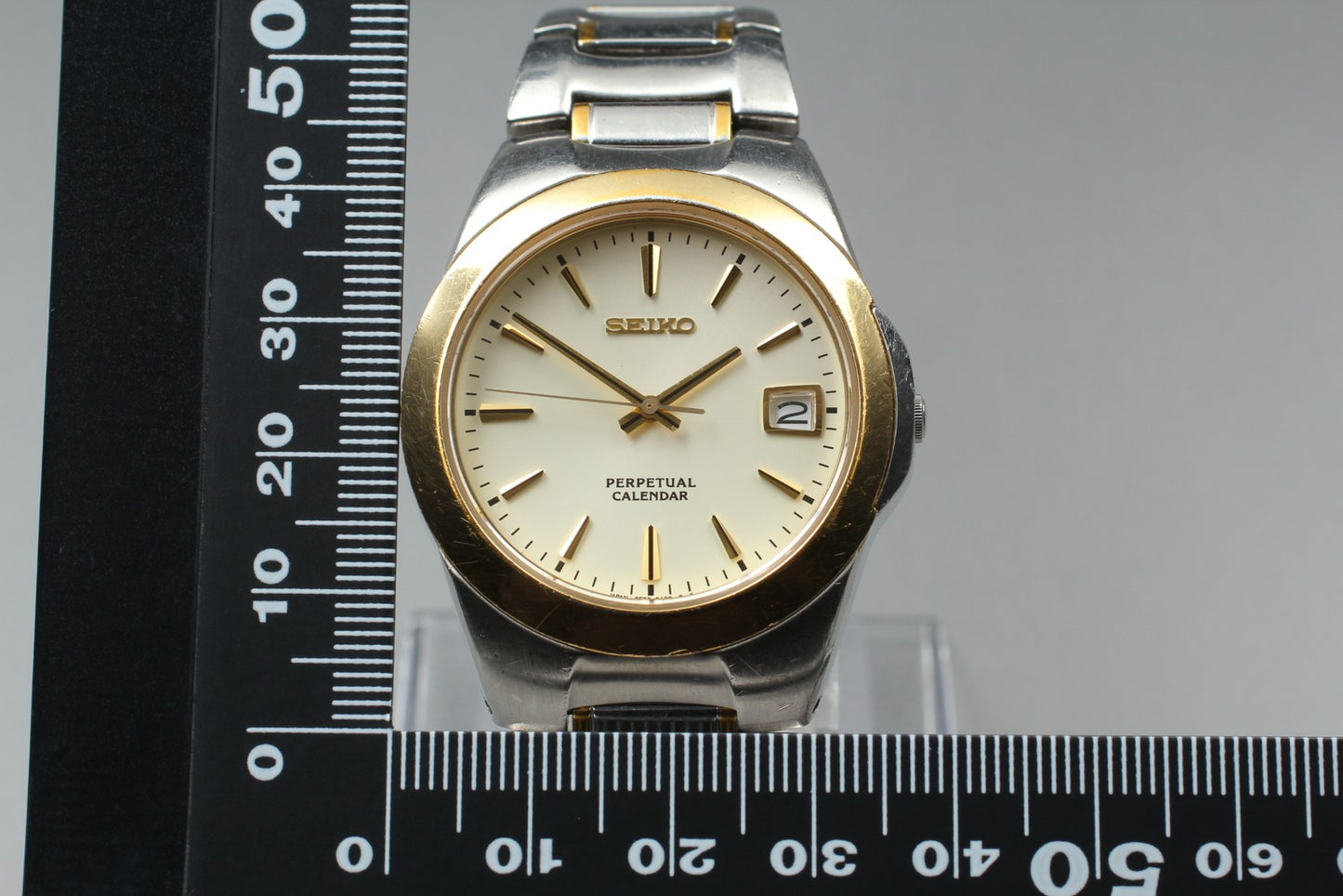 Vtg[N MINT] New Batt SEIKO Perpetual Calendar 8F32-0130 Quartz Men's Watch JAPAN