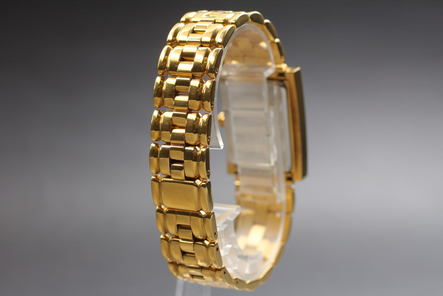 Vtg.[N MINT] GIVENCHY REG 1558962 Tank Gold Bracelet Quartz Ladies Watch JAPAN
