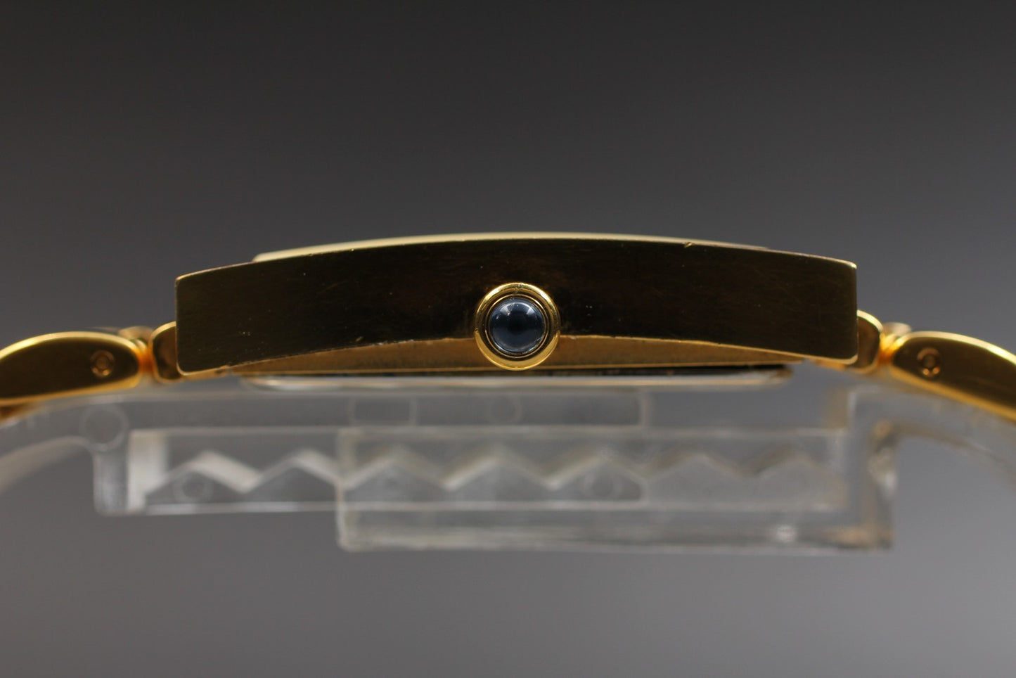 Vtg.[N MINT] GIVENCHY REG 1558962 Tank Gold Bracelet Quartz Ladies Watch JAPAN