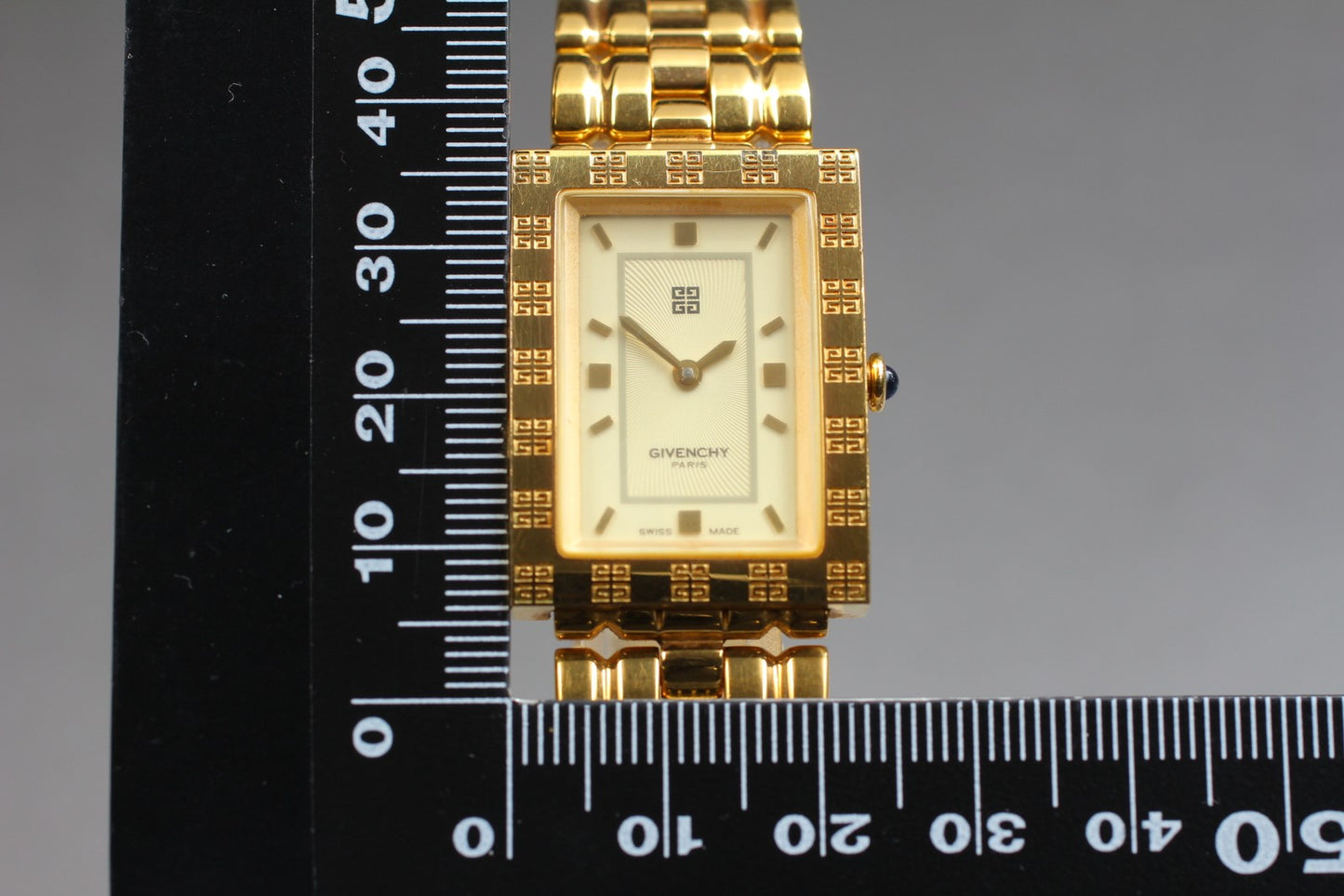 Vtg.[N MINT] GIVENCHY REG 1558962 Tank Gold Bracelet Quartz Ladies Watch JAPAN
