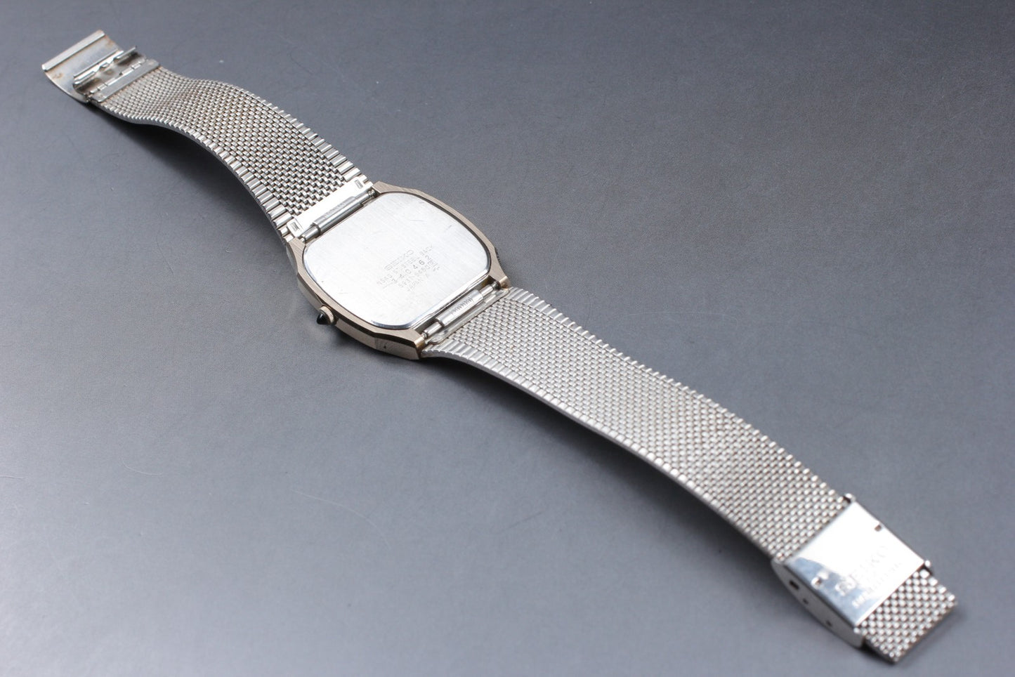 Vtg.1983[Exc+5] SEIKO 5931-5450 Sapphire Honeycomb Dial Quartz Men's Watch JAPAN