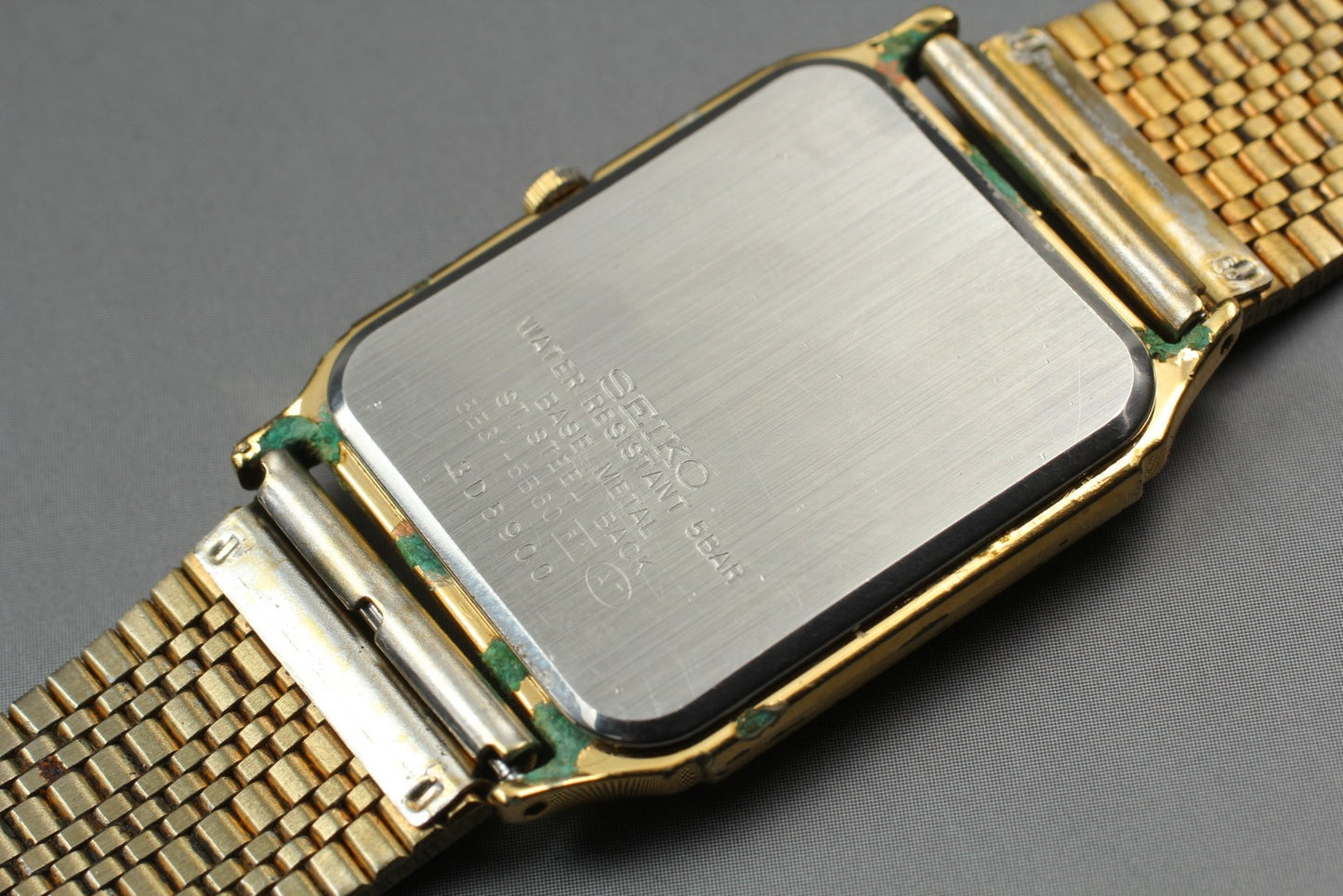 Vtg.1993 [N MINT] SEIKO SPIRIT 5E31-5B60 Tank 26mm Gold Quartz Men's Watch JAPAN