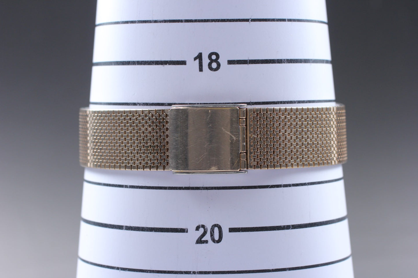 Vtg.1983[Exc+5] SEIKO 5931-5450 Sapphire Honeycomb Dial Quartz Men's Watch JAPAN