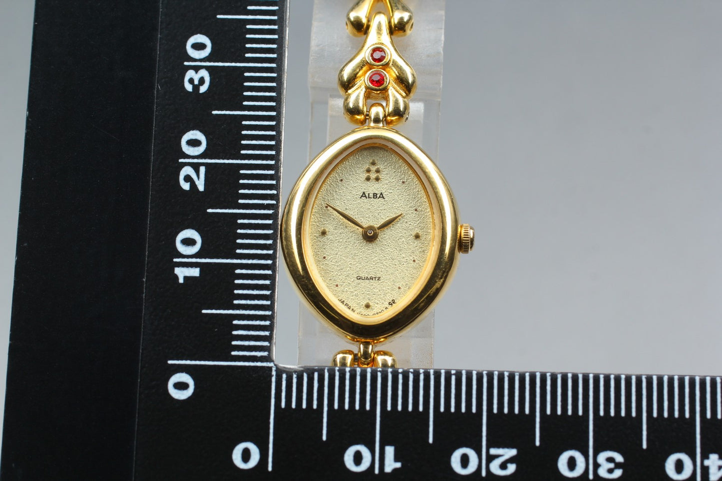 Vtg.1989[N MINT] SEIKO ALBA V400-5100 Gold Bracelet Quartz Ladies Watch JAPAN