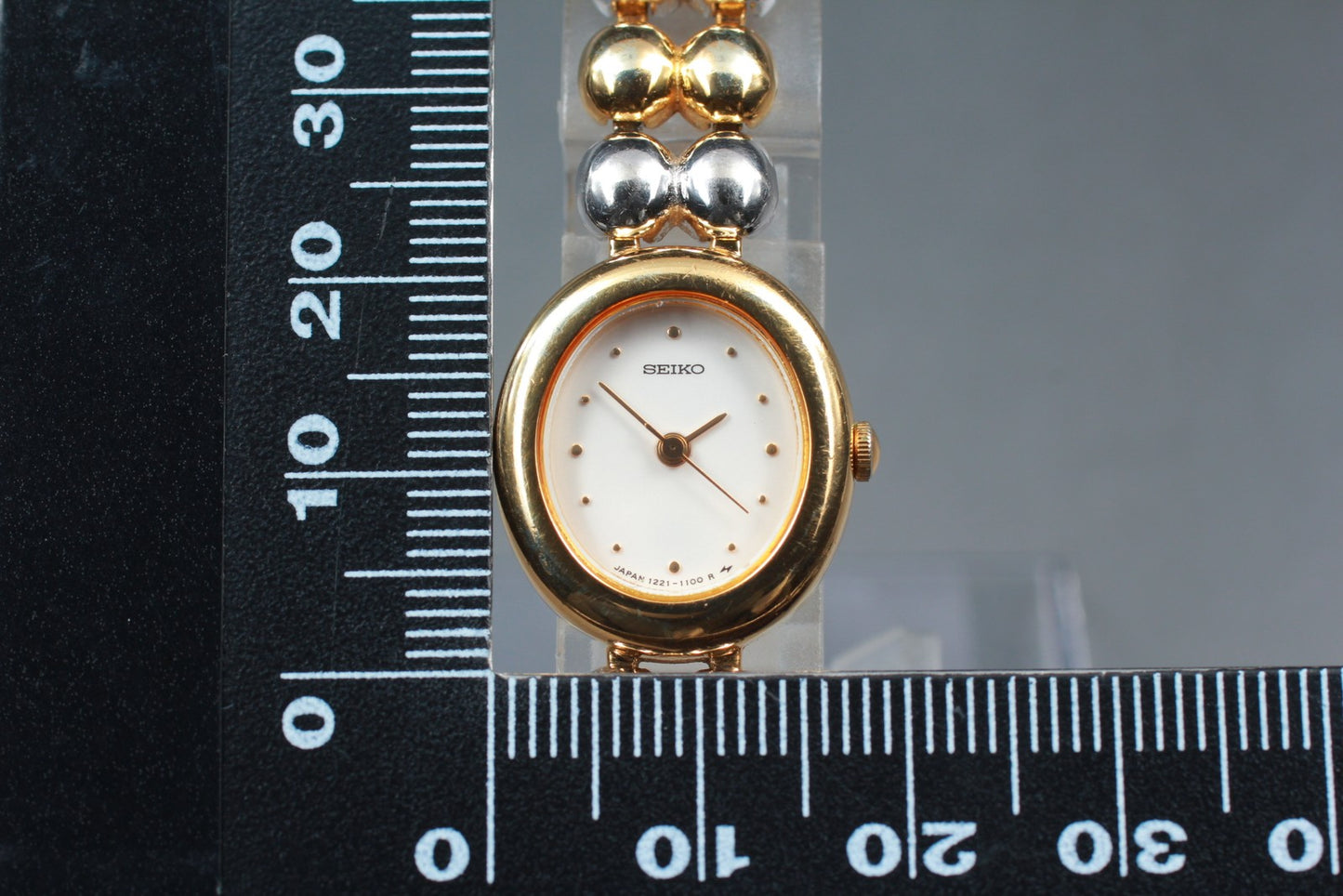 Vtg.1995 [N MINT] SEIKO 1221-5790 Two Tone Bracelet Quartz Ladies Watch JAPAN