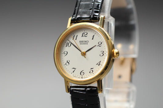 Vtg.1983 [N MINT] SEIKO 7321-0100 Gold Round 22mm Quartz Ladies Watch From JAPAN