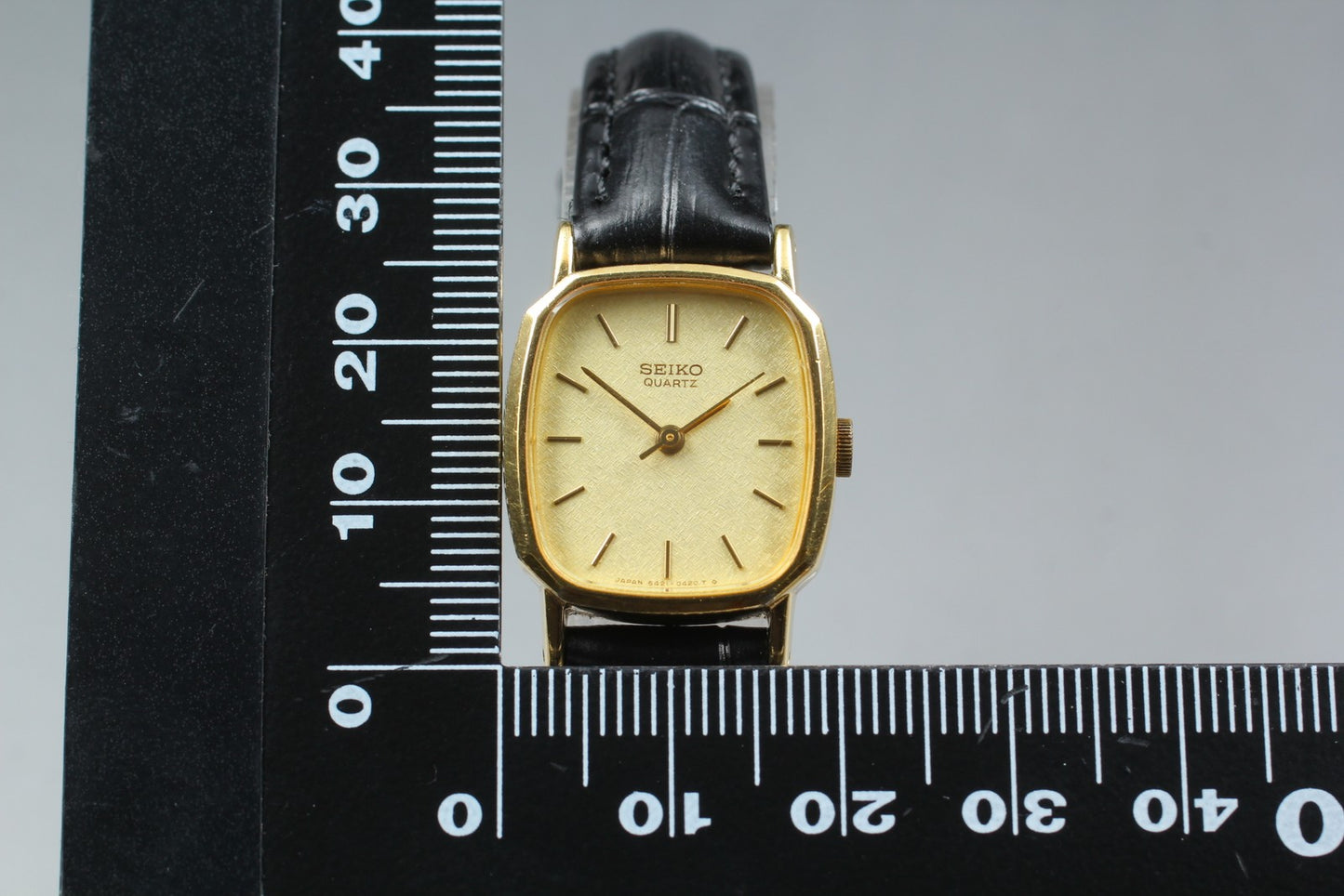 Vtg.1983 [Exc+5] SEIKO 5421-5180 20mm Tank Gold Quartz Ladies Watch From JAPAN