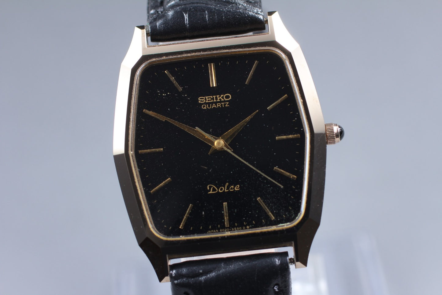 Vtg.1982[N MINT] SEIKO Dolce 6030-5480 29mm Black Gold Quartz Men's Watch JAPAN