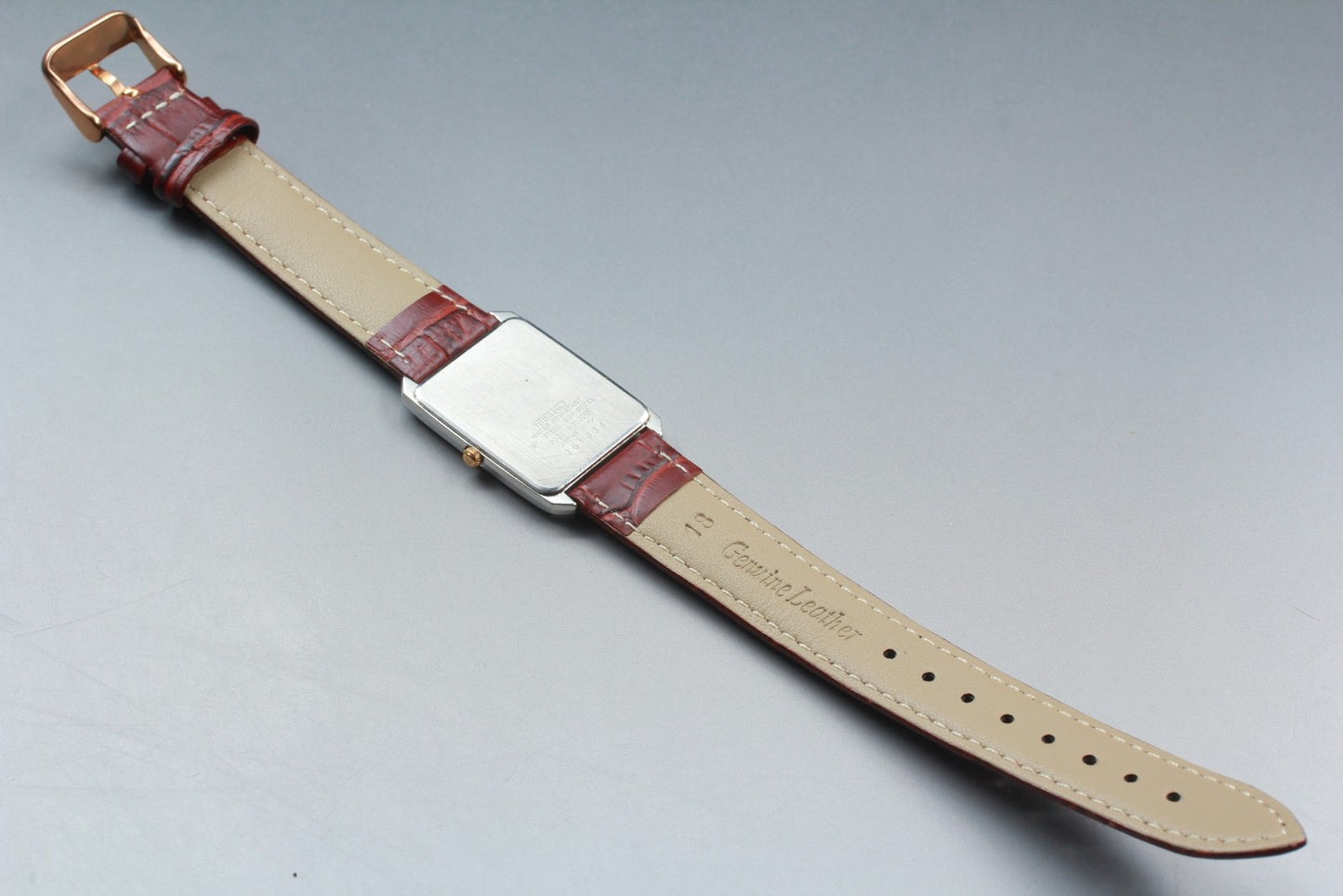 Vtg.1983 [N MINT] SEIKO Chariot 9021-5010 Tank 25mm Quartz Men's Watch JAPAN