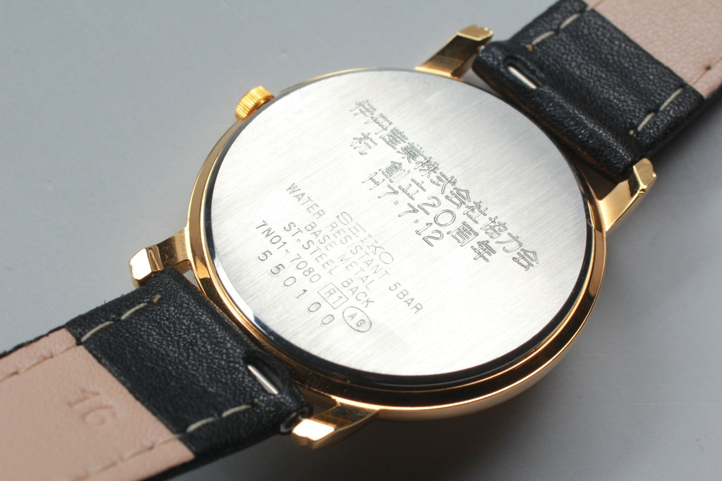 Vtg.1995[N MINT] Seiko Spirit 7N01-7080 Round 33mm Gold Quartz Men's Watch JAPAN