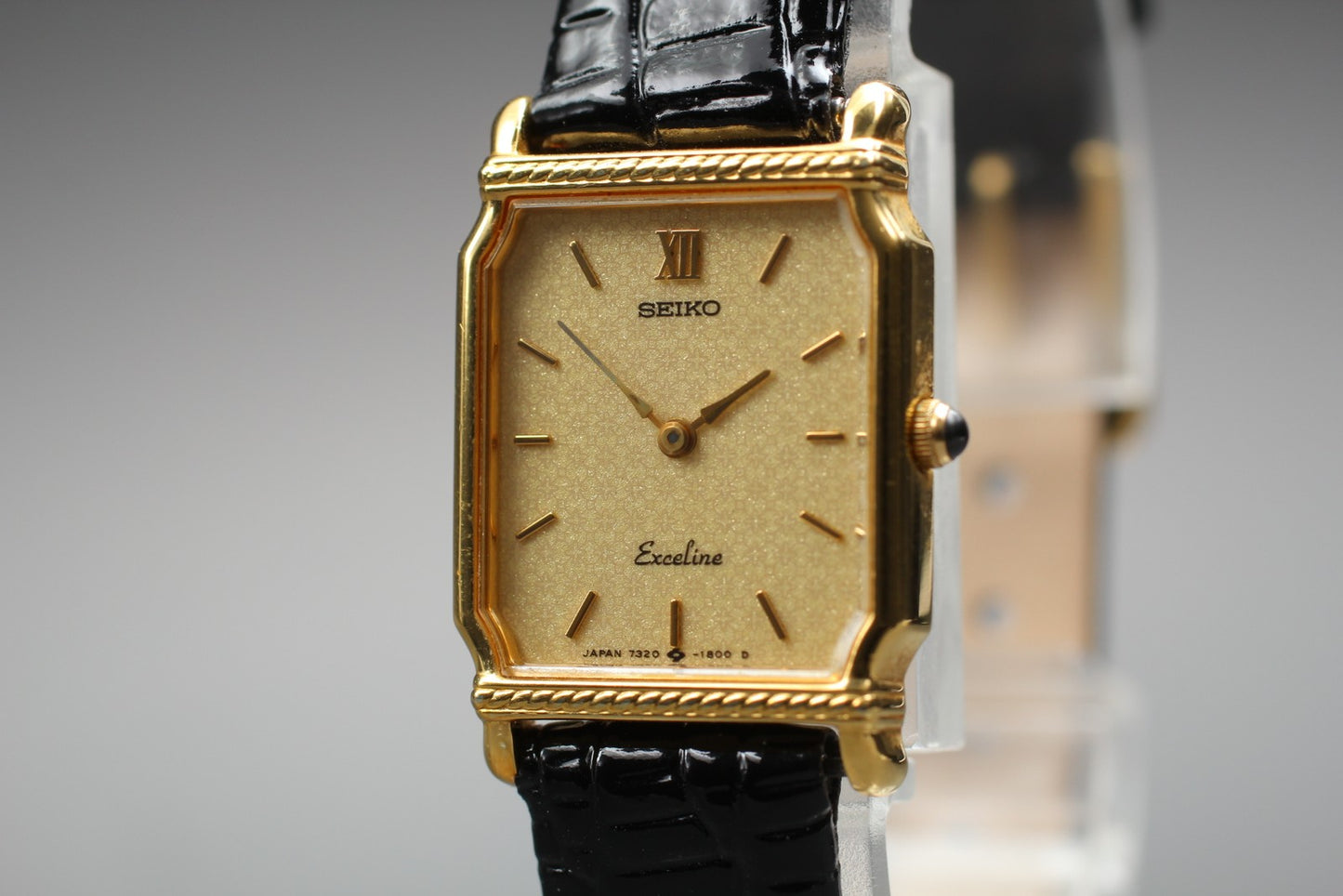 Vtg.1988 [N MINT] SEIKO Exceline 7320-6490 Tank Gold Quartz Ladies Watch JAPAN