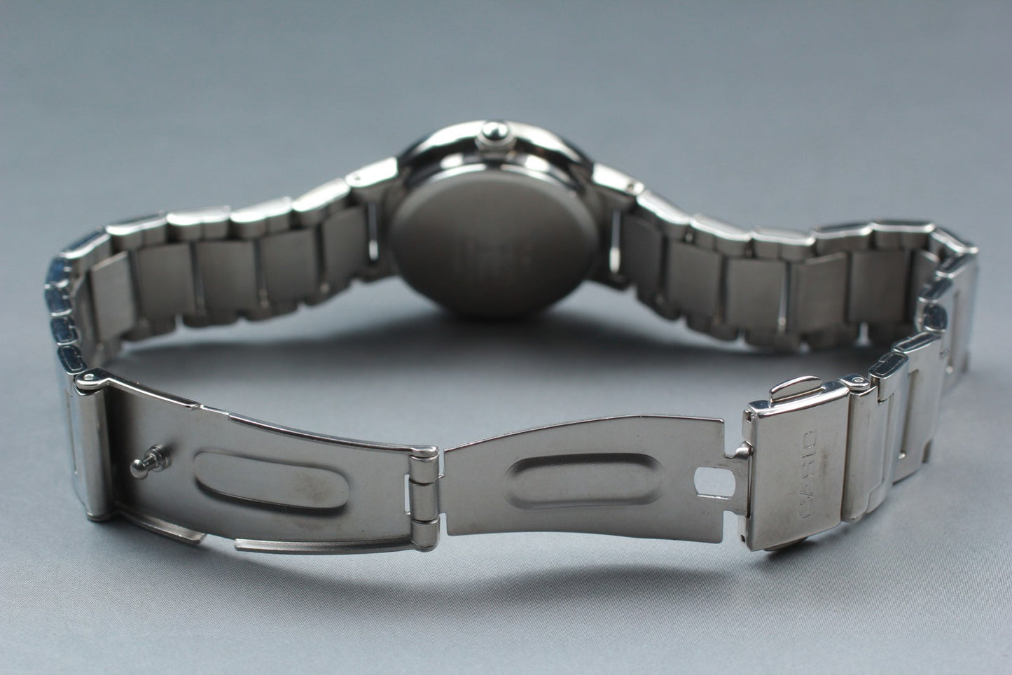 Vintage [Near MINT] CASIO LTP-1191 Round Quartz Ladies Watch From JAPAN