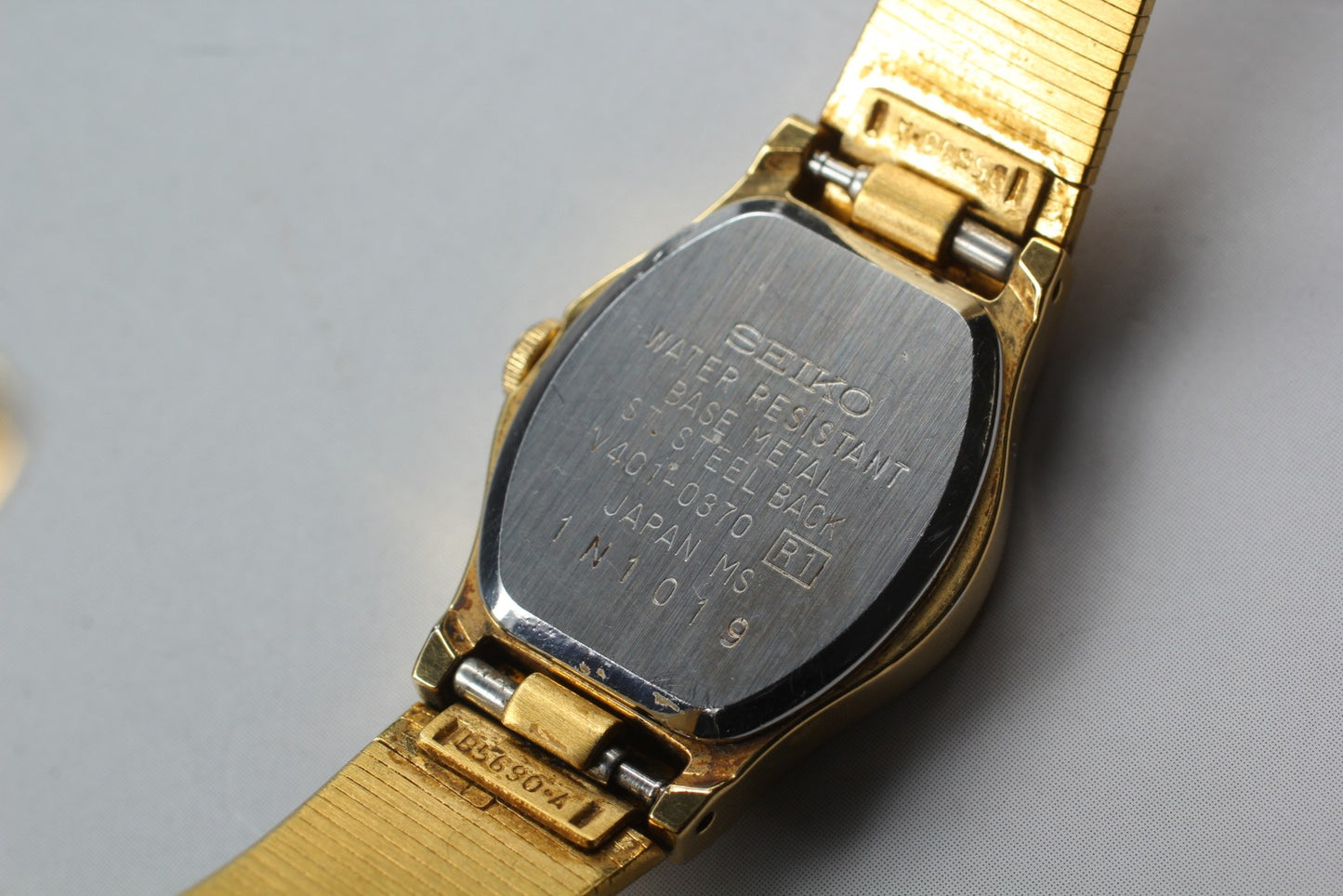 Vtg.1991 [N MINT] SEIKO Galaxy V401-0370 Gold Bracelet Quartz Ladies Watch JAPAN