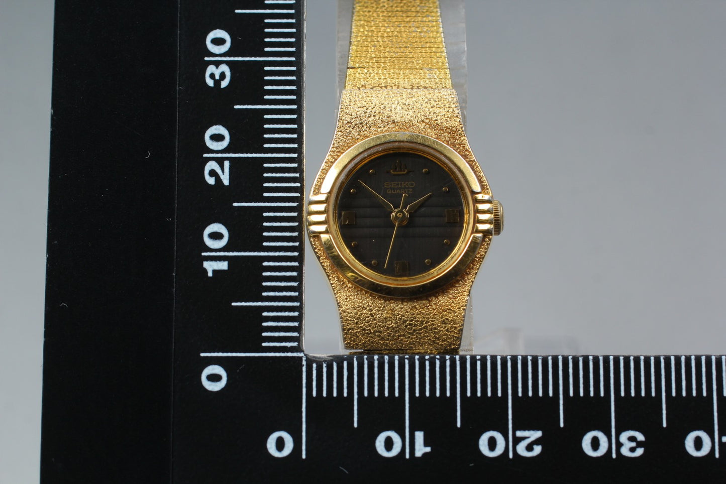 Vtg.1991 [N MINT] SEIKO Galaxy V401-0370 Gold Bracelet Quartz Ladies Watch JAPAN
